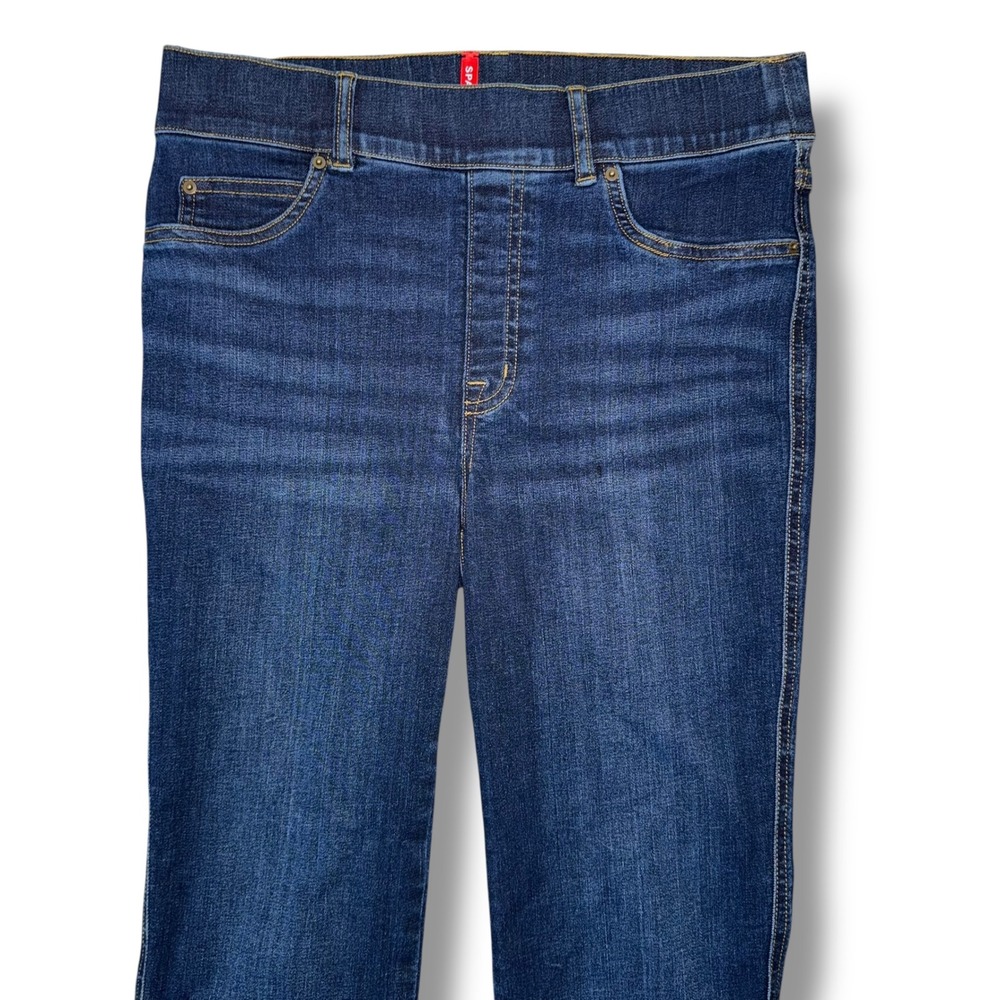 SPANX Flare Bootcut Jeans Dark Wash Stretch Denim Women's M/M - Picture 2 of 5
